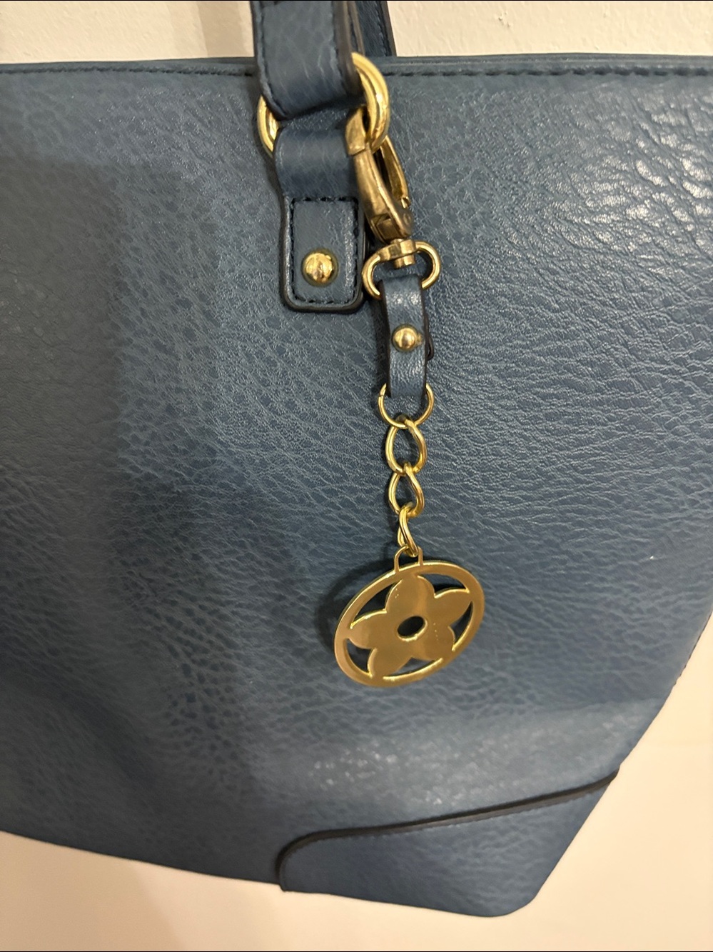 Bueno Classic Navy Tote Bag with Gold Accent - Picture 2 of 5